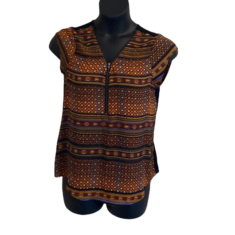 💜💜 Danielrainn Ladies Top ZipUp Size M